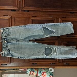 American Eagle "Moms Straight Jeans" size 8